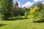 Neuwertig-gepflegter Bungalow auf parkähnlichem Grundstück in wunderschönem Naturidyll - Der parkähnliche Garten