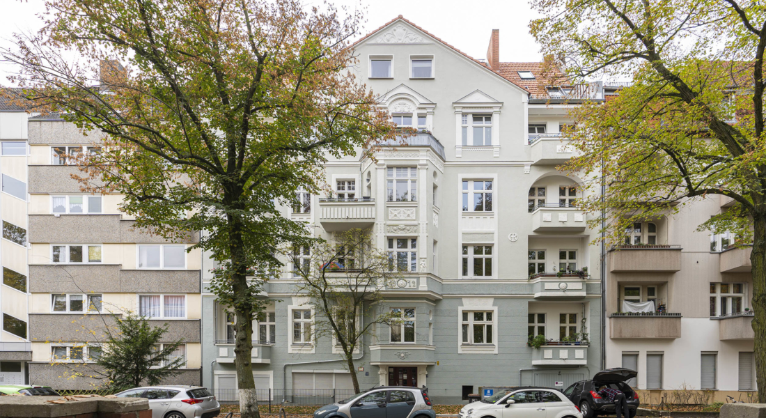 Vermietete Altbauwohnung mit 2 Zimmern und Balkon in ruhiger Lage 13629 Berlin, Etagenwohnung