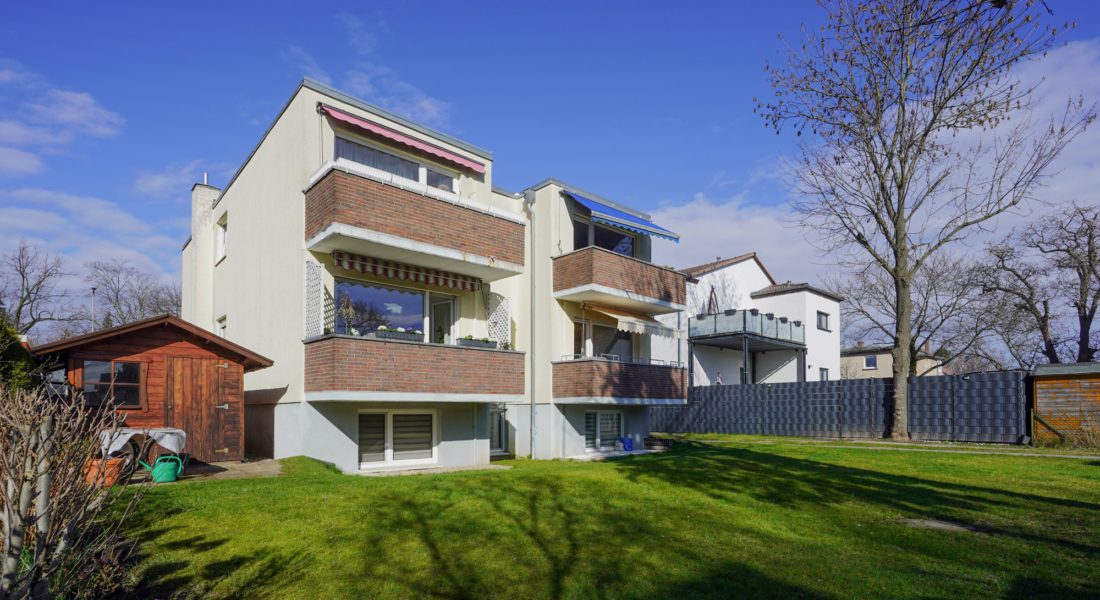 Bezugsfreie 2-Zimmerwohnung mit Balkon und Blick in den grünen Garten 12349 Berlin, Erdgeschosswohnung