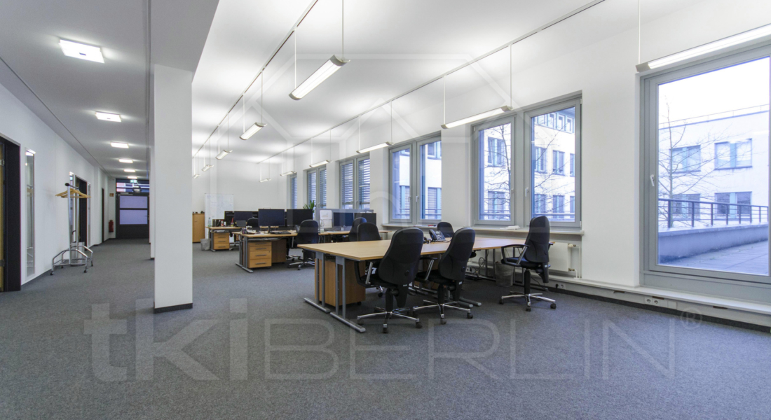 Commission-free office space with extension option – „Am Borsigturm“ 13507 Berlin, Bürofläche