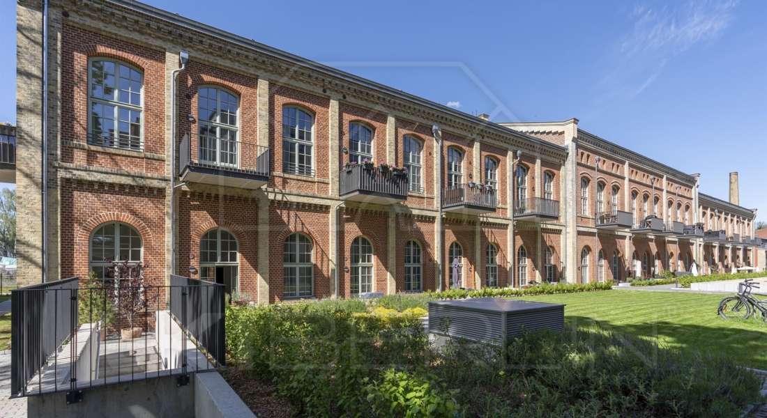 Insel Eiswerder: Moderne 2-Zimmerwohnung mit Terrasse in ehemaliger Feuerwerksfabrik 13585 Berlin, Erdgeschosswohnung