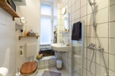 Zentral gelegene 2-Zimmerwohnung im Hochparterre - Badezimmer