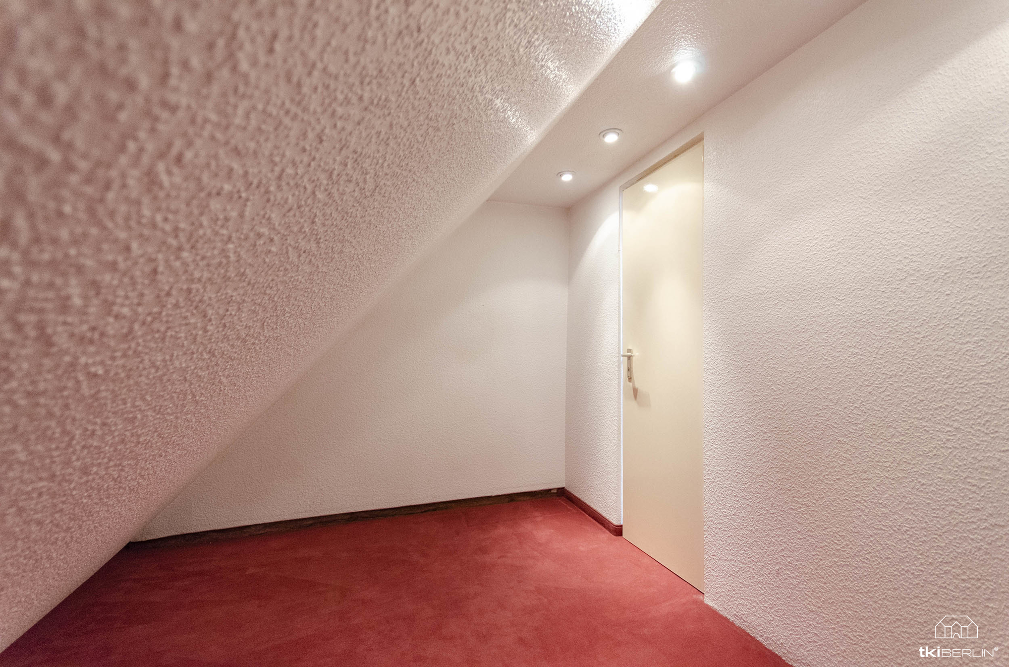 Der Kleiderschrank