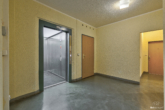 3-Raumwohnung mit großem, verglastem Balkon - Der moderne Fahrstuhl