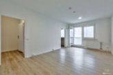 3-Raumwohnung mit großem, verglastem Balkon - Das Wohnzimmer