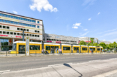 3-Raumwohnung mit großem, verglastem Balkon - Straßenbahn und Busanbindung